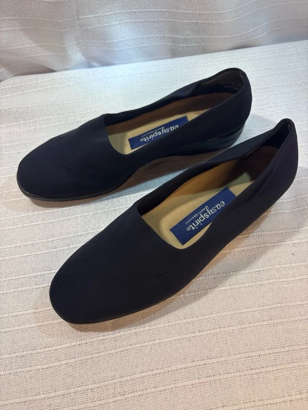 Easy Spirit Anti-Gravity Women's Black Slip-On Flats Fabric Canvas 8.5 M
